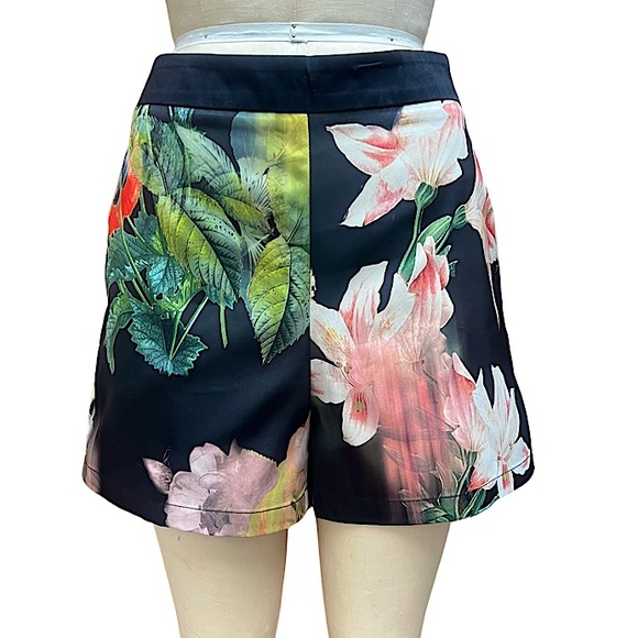 TED BAKER Satin Floral Print Shirts in Black Size 2 US 6
